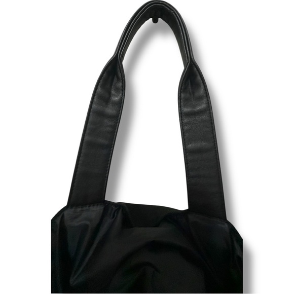 258 Victoria’s Secret | EUC Black Gold Heart Tote Bag Shopper Large (22x13x9) - Picture 9 of 11